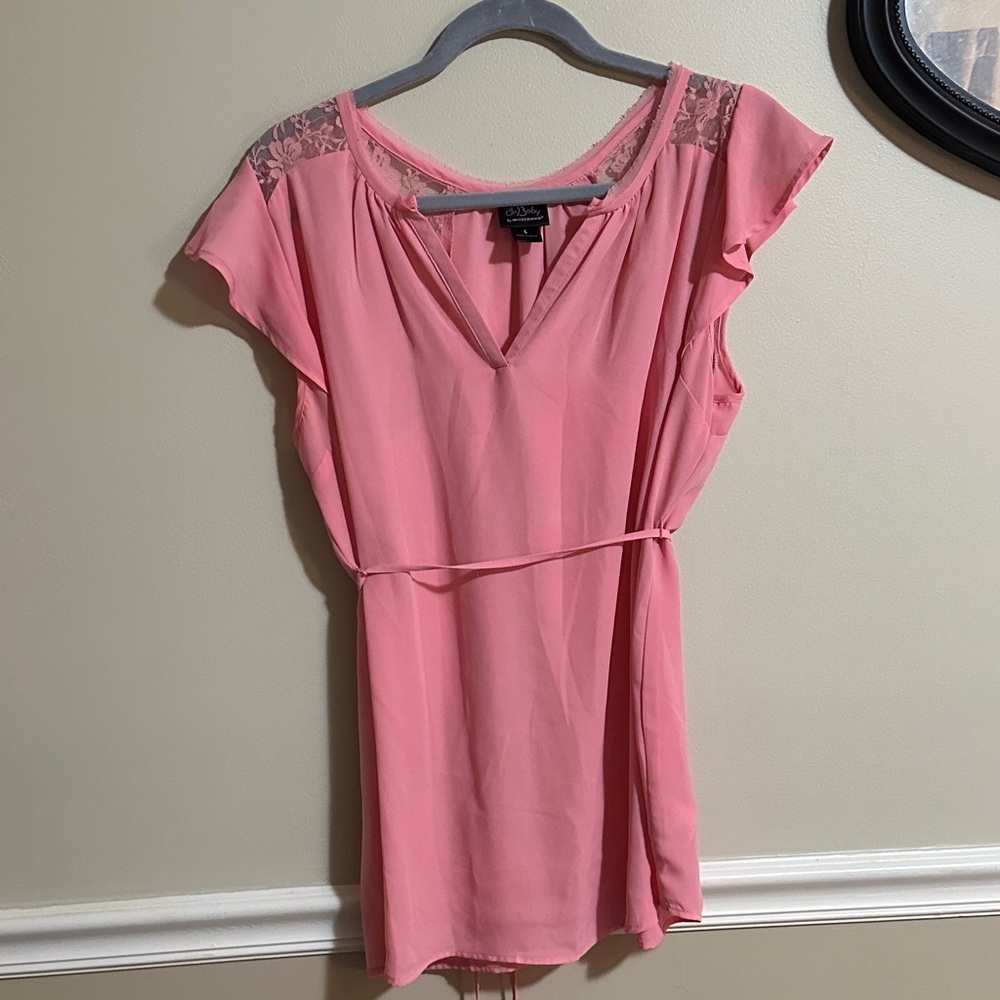 Elegant Maternity Pink Lace Trim Top